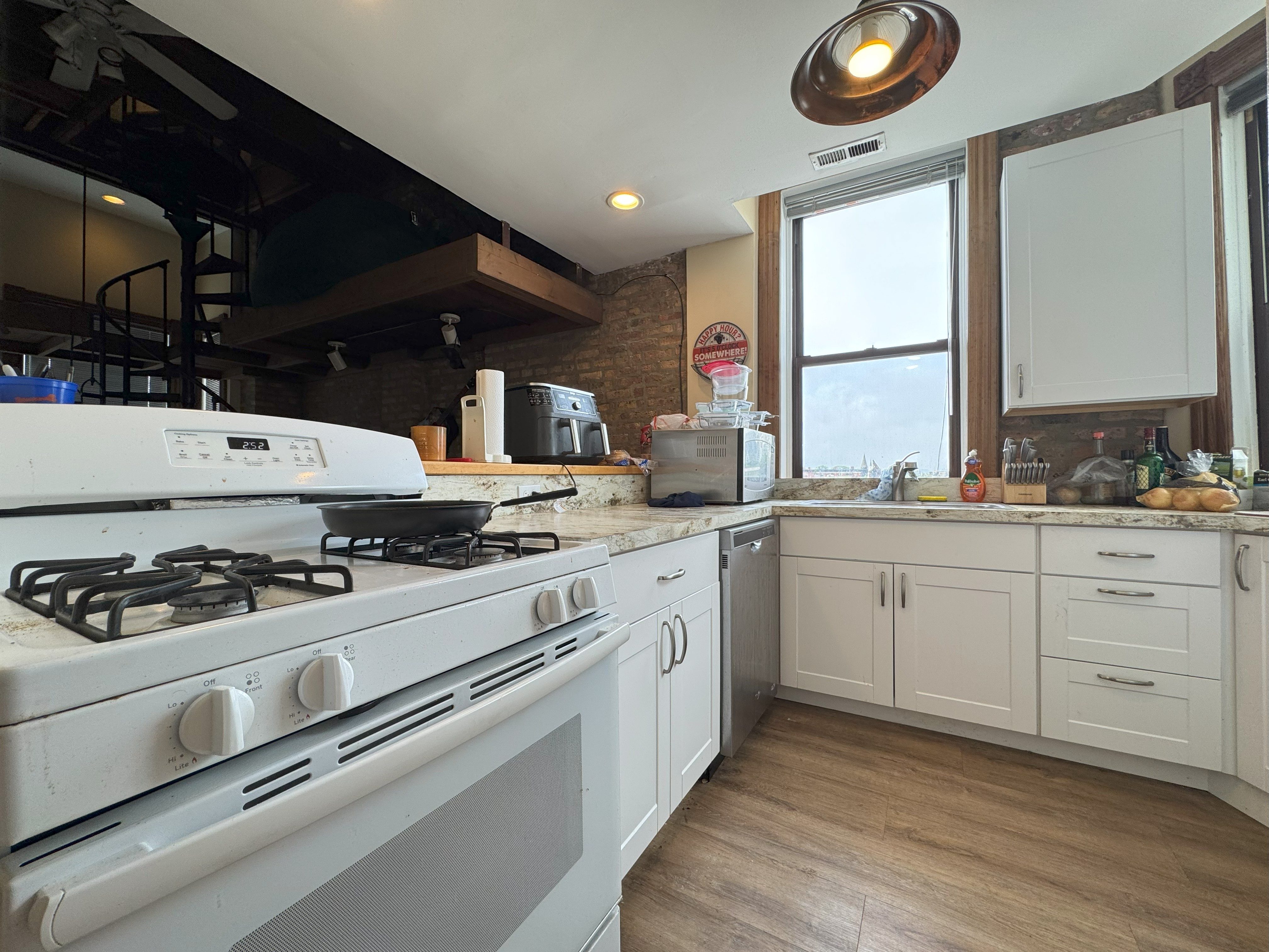 1967 N Halsted St 1967 N Halsted St, Chicago, IL 60614 - Leasing by Cross Street